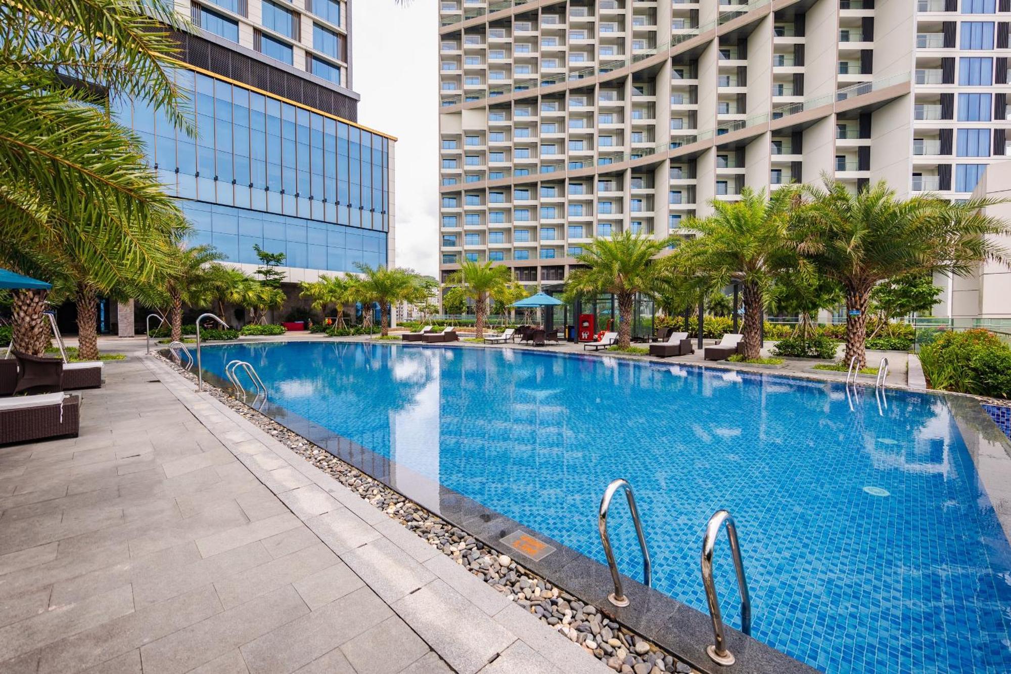 Muong Thanh Luxury Ha Long Centre II Exterior foto